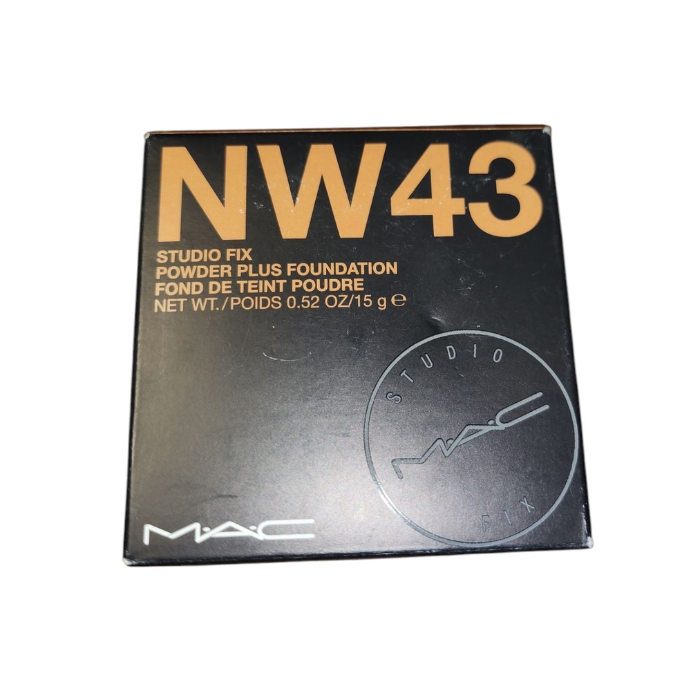 MAC Studio Fix Powder Plus Foundation NW43